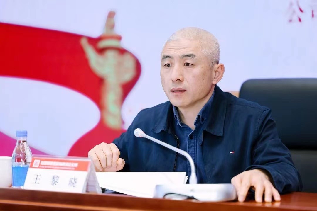 Cmp(冠军)官网 - 西甲希洪竞技主赞助商